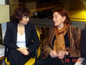 Ana Mª Tomás junto a Rosa Regàs presidenta del III Certamen de Narrativa Breve.